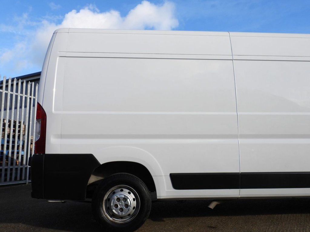 Used Vauxhall Movano 2022 for sale - 76570151: Photo 3