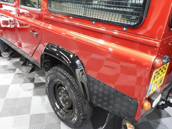 Used Land Rover Defender 110 1998 for sale - 73124945: Photo 33