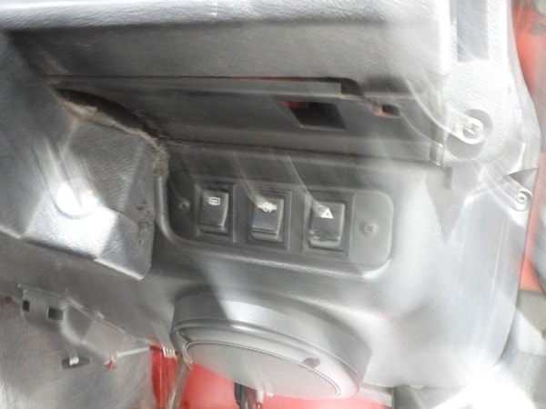 Used Land Rover Defender 110 1998 for sale - 73124945: Photo 43