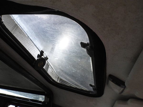 Used Land Rover Defender 110 1998 for sale - 73124945: Photo 47