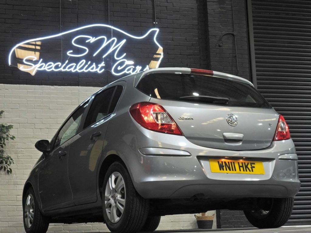 Used Vauxhall Corsa 2011 for sale - 78068580: Photo 2