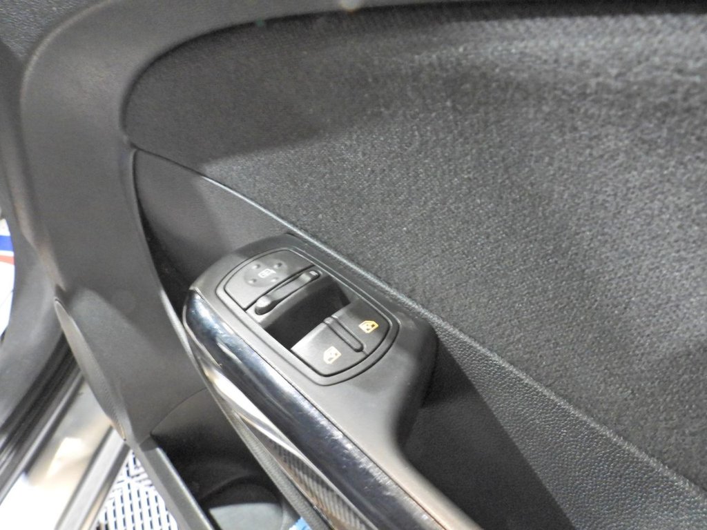 Used Vauxhall Corsa 2011 for sale - 78068580: Photo 27