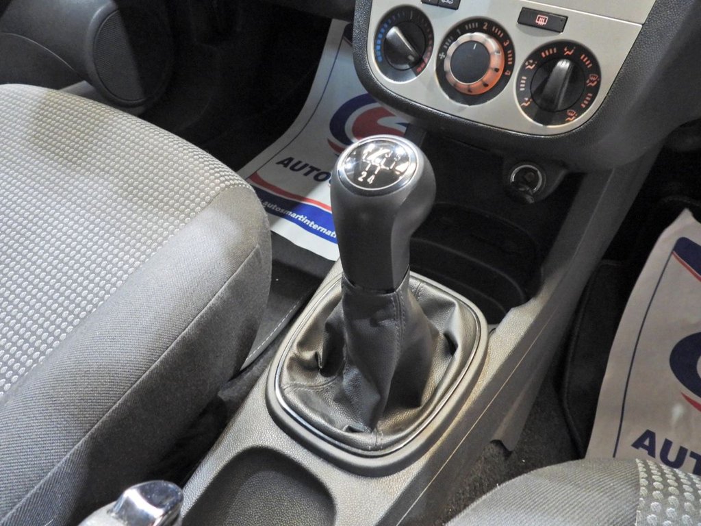 Used Vauxhall Corsa 2011 for sale - 78068580: Photo 33