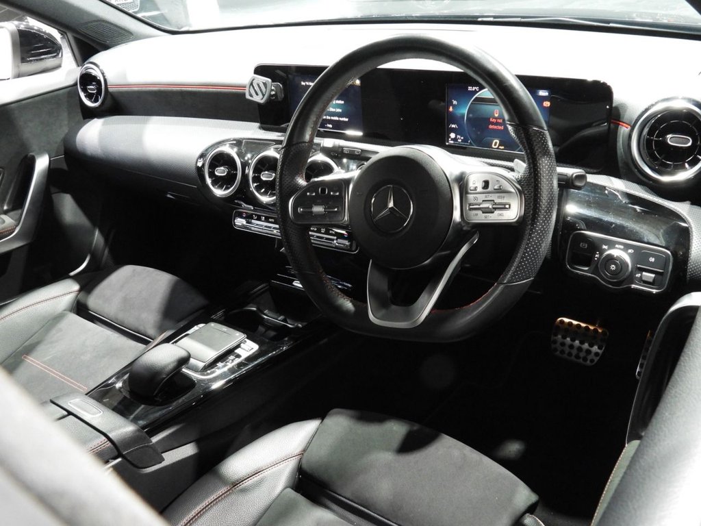 Used Mercedes-Benz A-Class 2019 for sale - 76582576: Photo 4