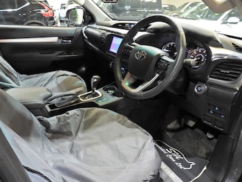 Used Toyota Hilux 2025 for sale - 78414442: Photo