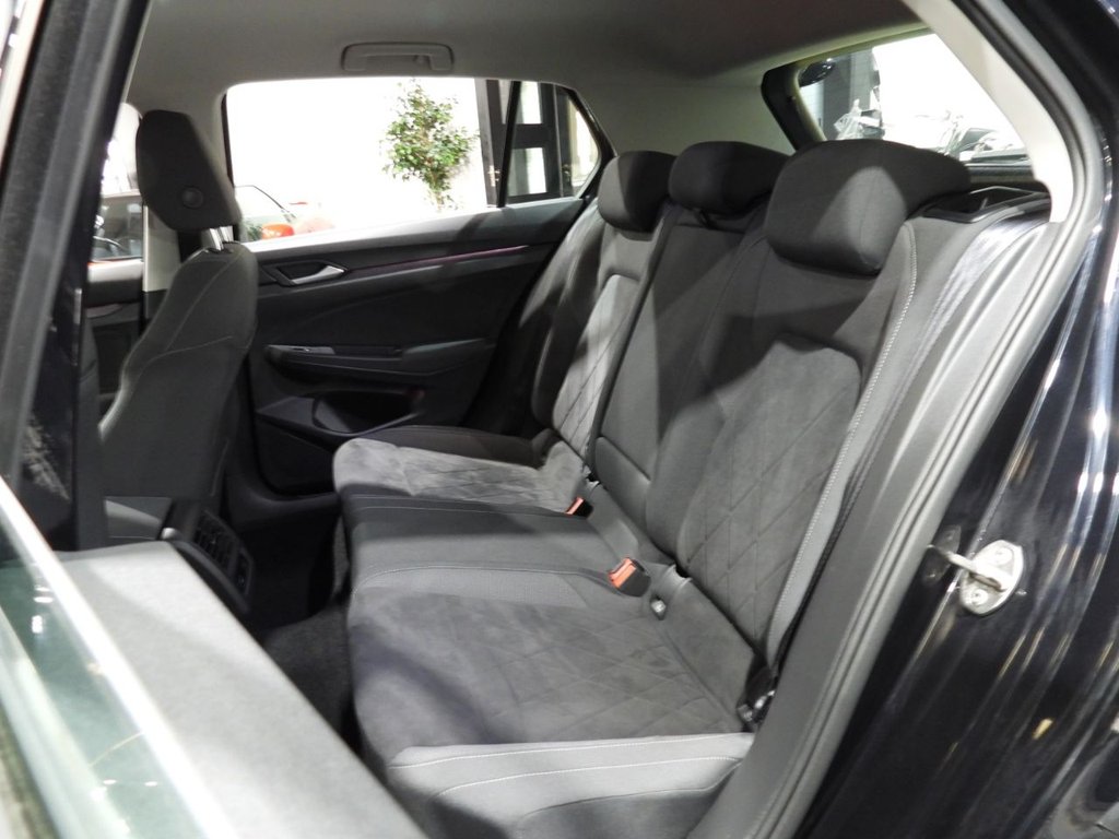 Used Volkswagen Golf 2020 for sale - 77341181: Photo 17