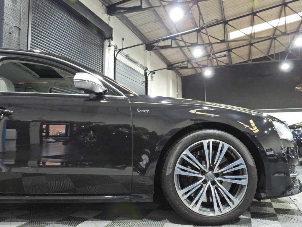 Used Audi S8 2016 for sale - 77885101: Photo 10