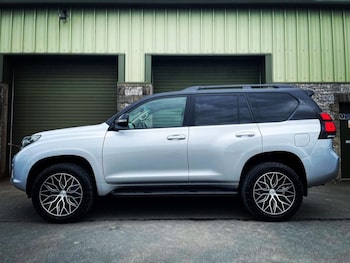 Used Toyota Land Cruiser 2010 for sale - 77442267: Photo