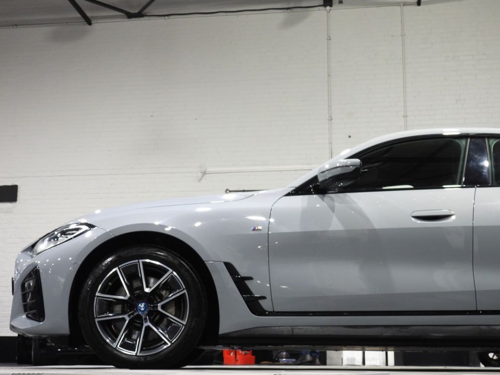 Used BMW i4 2022 for sale - 77341502: Photo 18