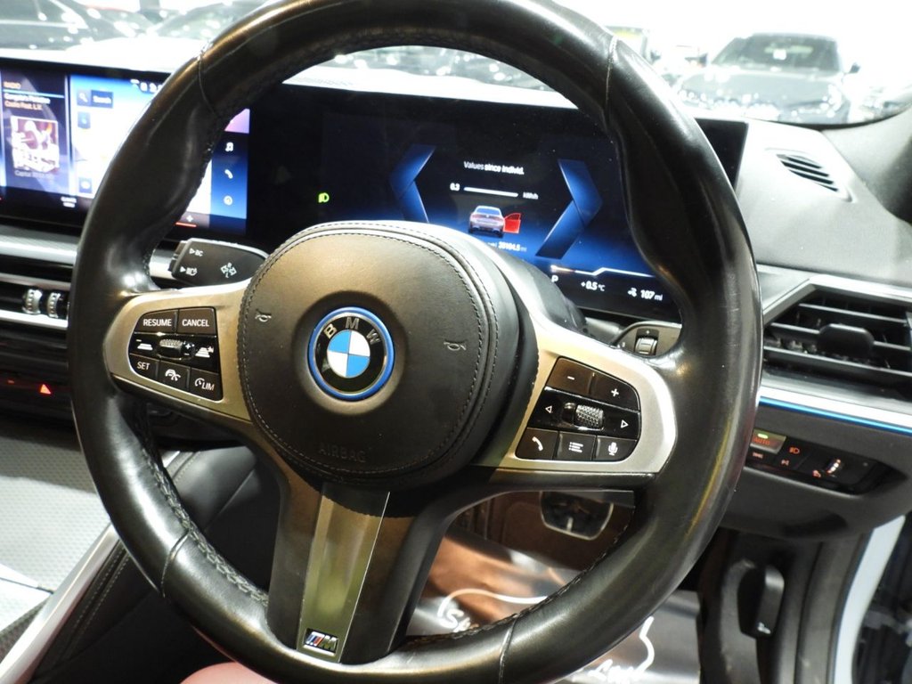 Used BMW i4 2022 for sale - 77341502: Photo 40