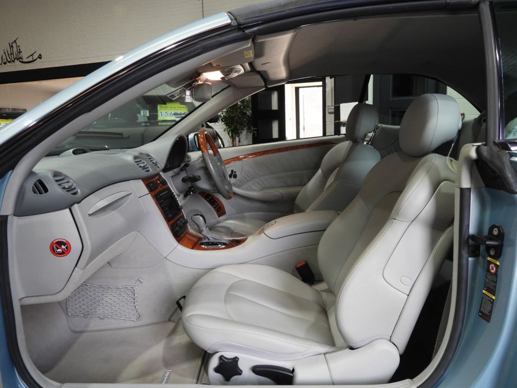 Used Mercedes-Benz CLK 2003 for sale - 77967552: Photo 16