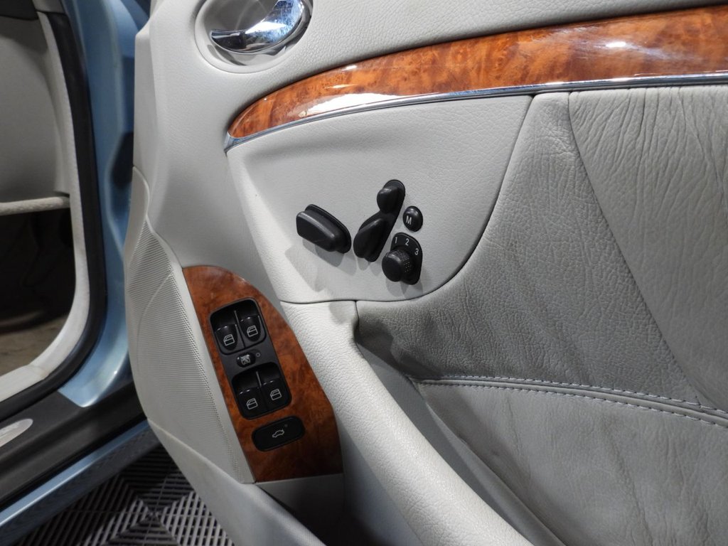 Used Mercedes-Benz CLK 2003 for sale - 77967552: Photo 21