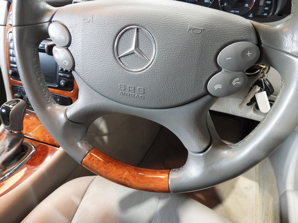 Used Mercedes-Benz CLK 2003 for sale - 77967552: Photo 32