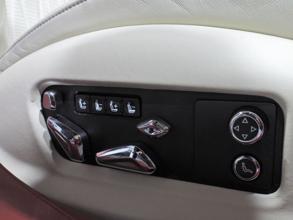 Used Bentley Flying Spur 2021 for sale - 77614278: Photo 31