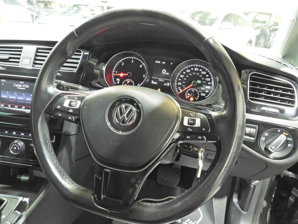 Used Volkswagen Golf 2013 for sale - 77720264: Photo 16