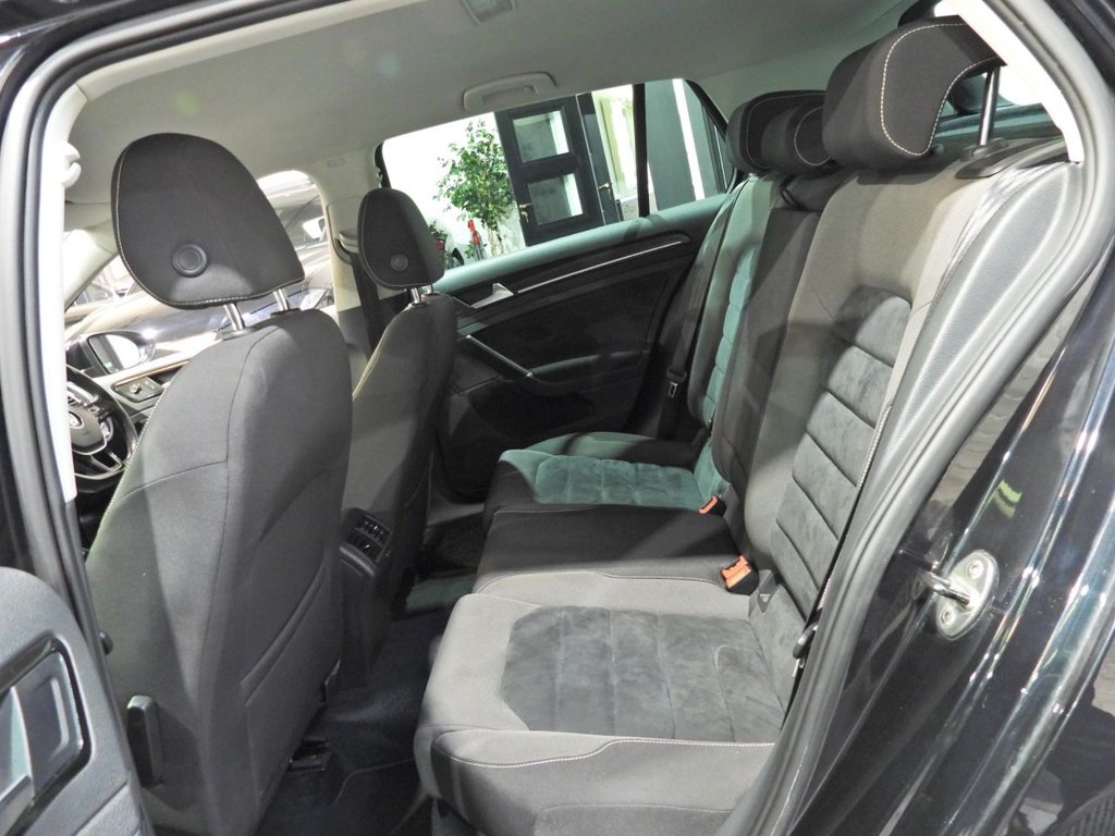 Used Volkswagen Golf 2013 for sale - 77720264: Photo 24