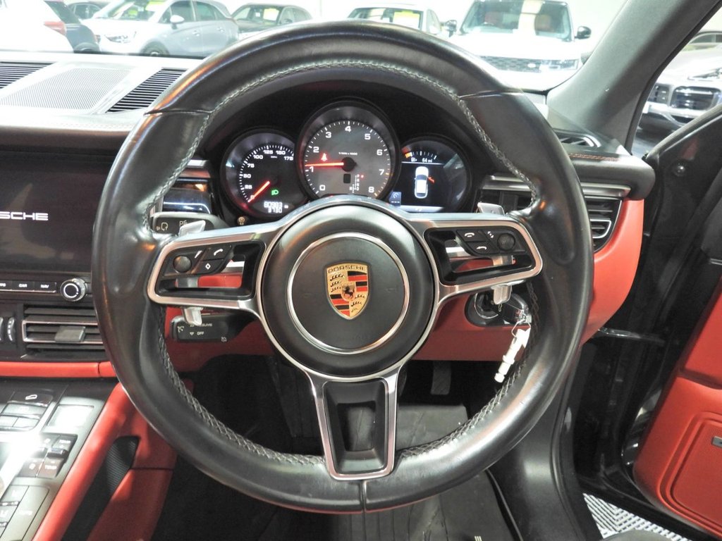 Used Porsche Macan 2019 for sale - 77370041: Photo 17