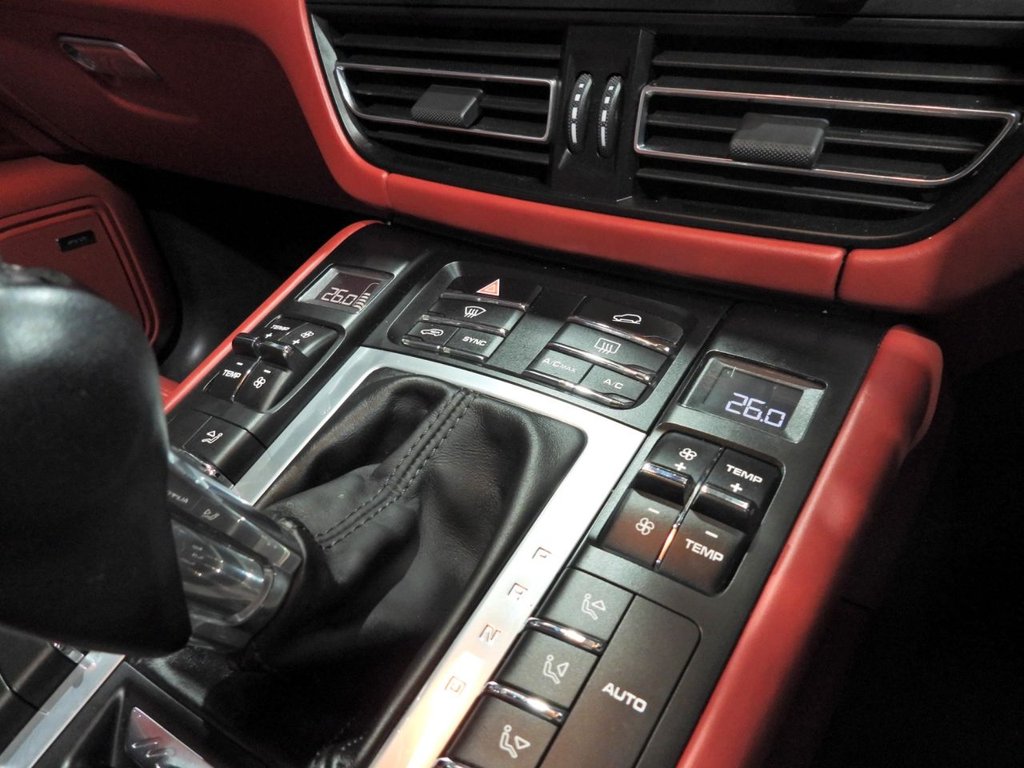 Used Porsche Macan 2019 for sale - 77370041: Photo 30