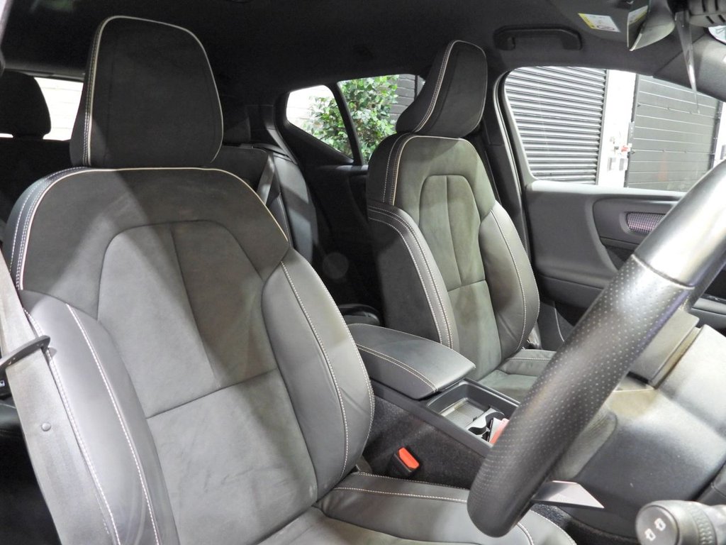 Used Volvo XC40 2021 for sale - 78153890: Photo 31