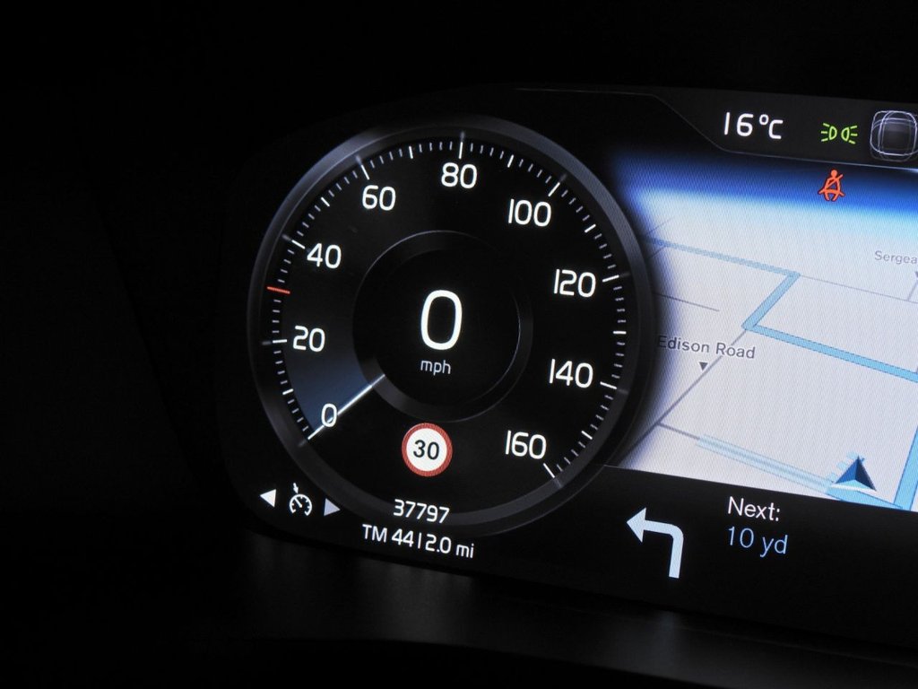 Used Volvo XC40 2021 for sale - 78153890: Photo 33