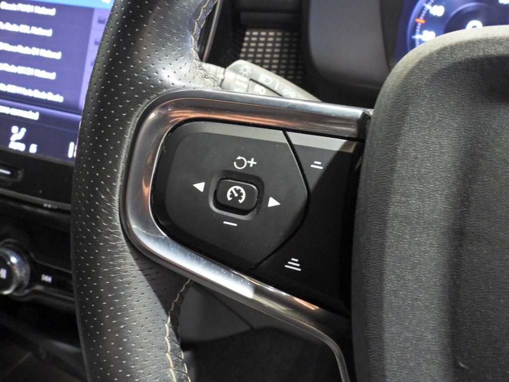 Used Volvo XC40 2021 for sale - 78153890: Photo 34