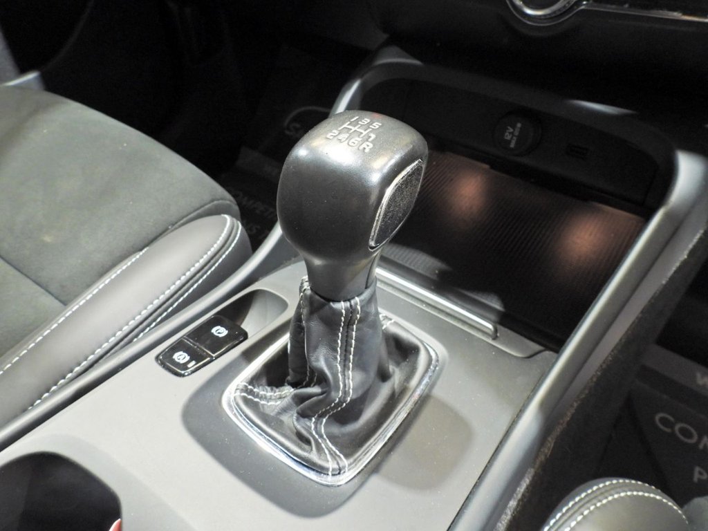 Used Volvo XC40 2021 for sale - 78153890: Photo 39