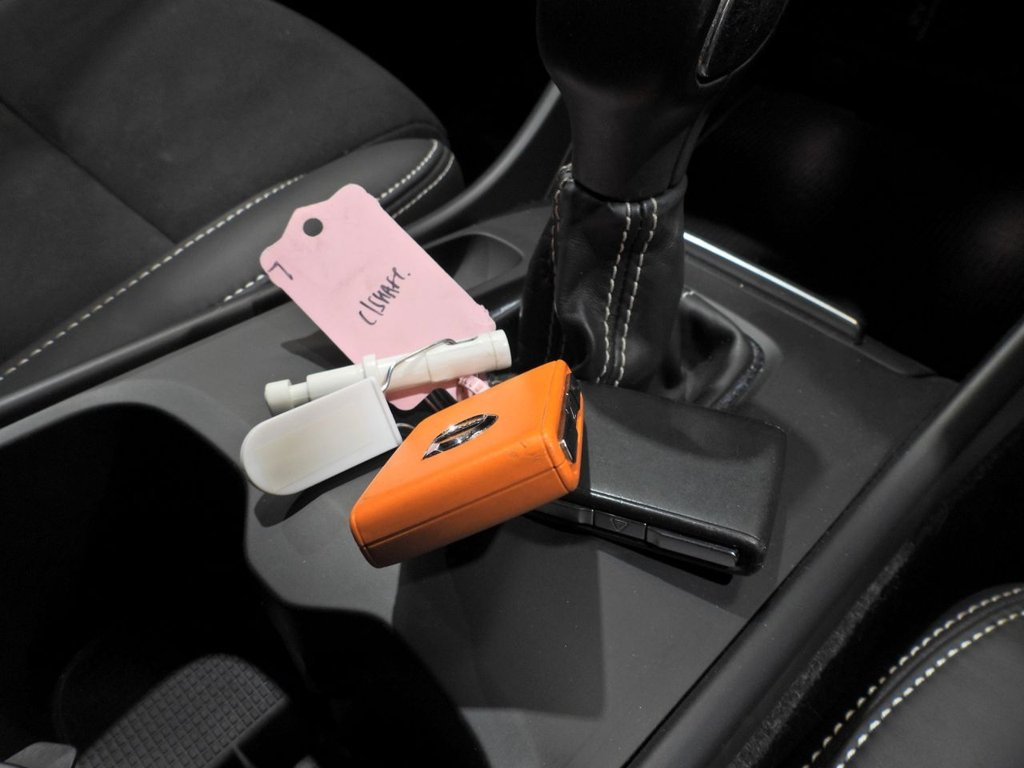 Used Volvo XC40 2021 for sale - 78153890: Photo 40