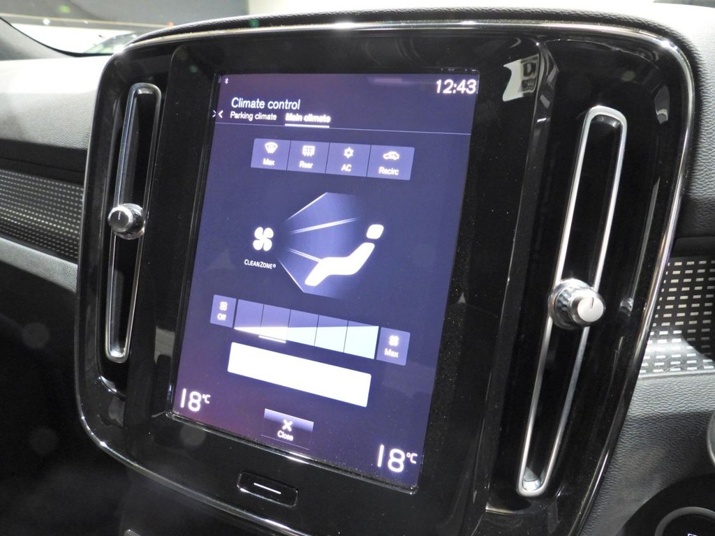 Used Volvo XC40 2021 for sale - 78153890: Photo 41