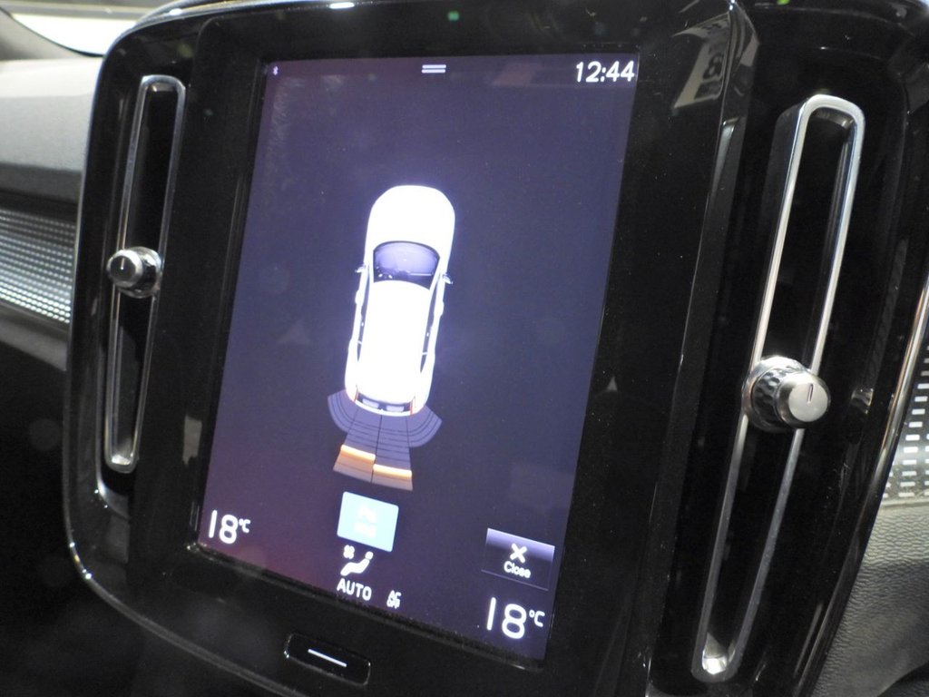 Used Volvo XC40 2021 for sale - 78153890: Photo 42