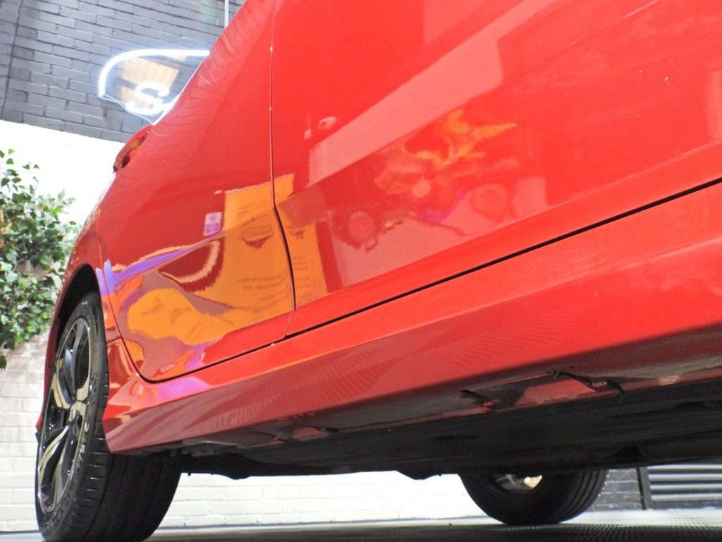 Used Honda Civic 2018 for sale - 77937133: Photo 12