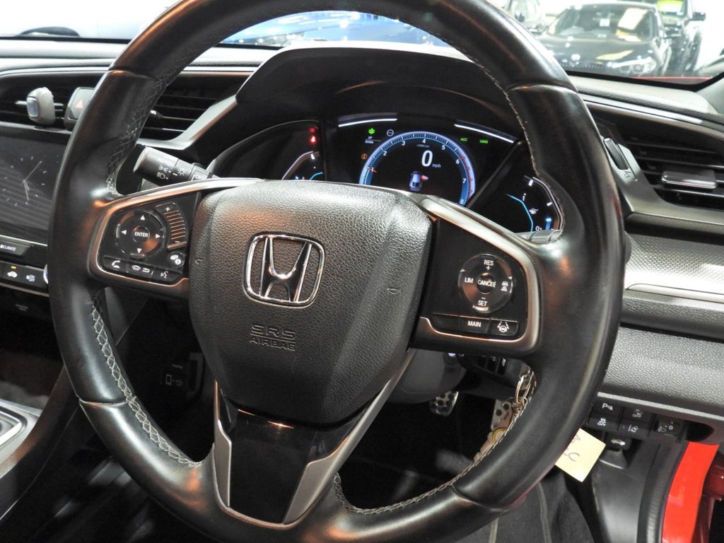 Used Honda Civic 2018 for sale - 77937133: Photo 17