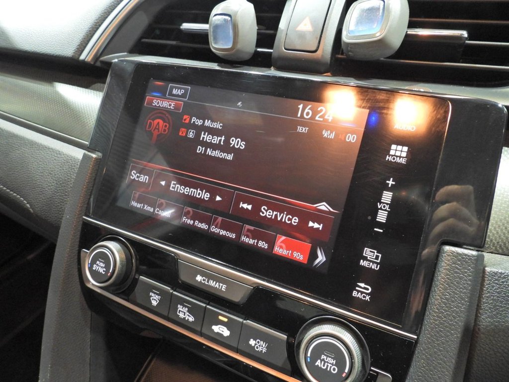 Used Honda Civic 2018 for sale - 77937133: Photo 24