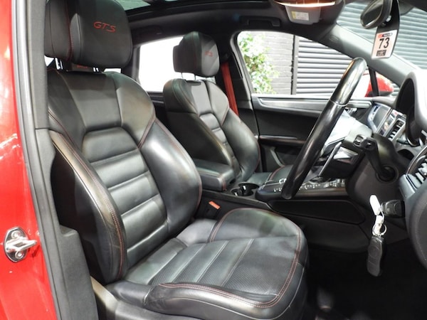 Used Porsche Macan 2017 for sale - 76048003: Photo 16