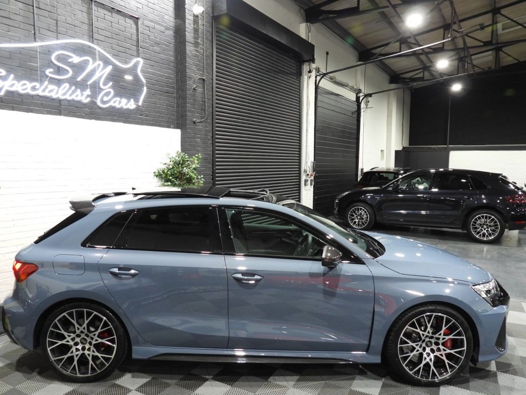 Used Audi RS3 2025 for sale - 76632601: Photo 3