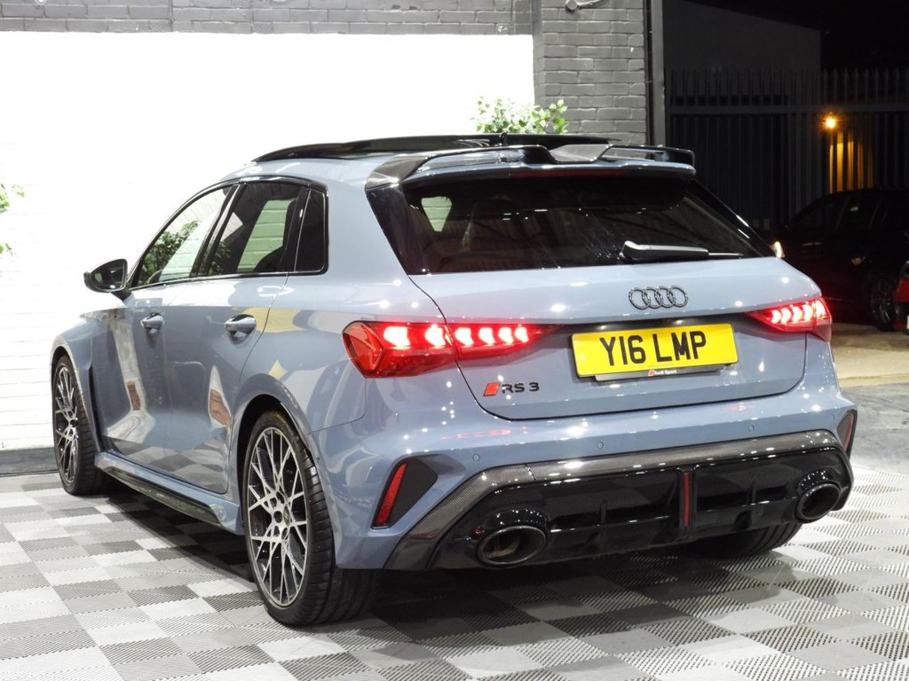 Used Audi RS3 2025 for sale - 76632601: Photo 9