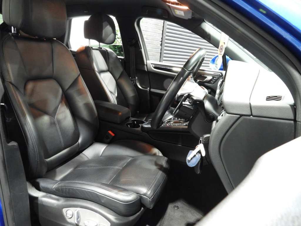 Used Porsche Macan 2019 for sale - 76610312: Photo 14