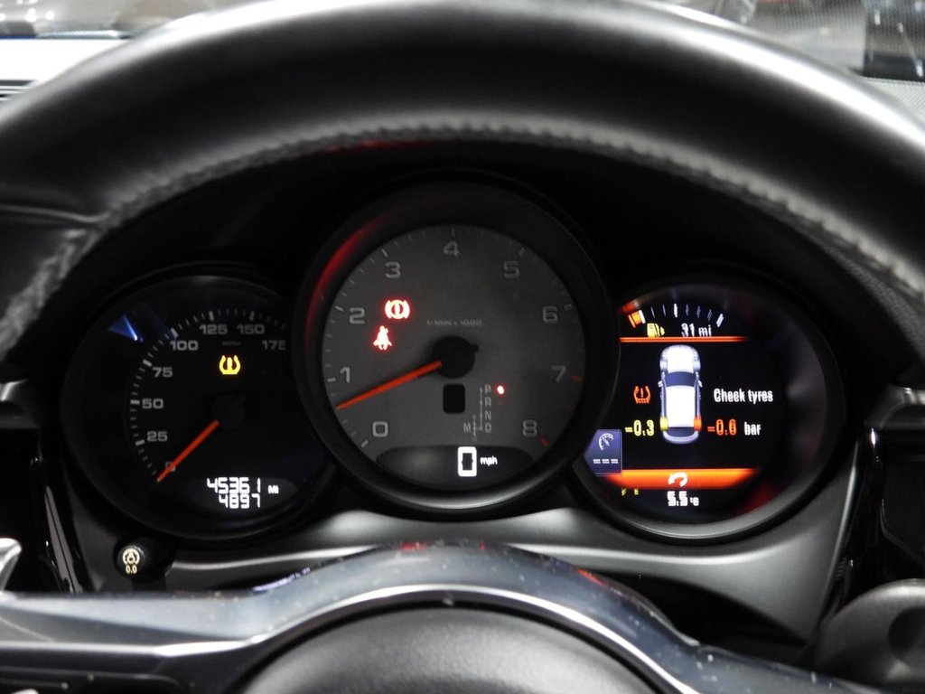 Used Porsche Macan 2019 for sale - 76610312: Photo 26