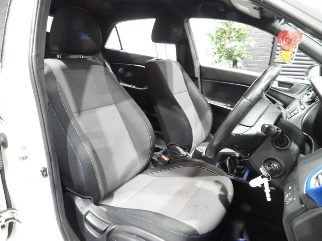 Used Hyundai i20 2016 for sale - 76439291: Photo 14