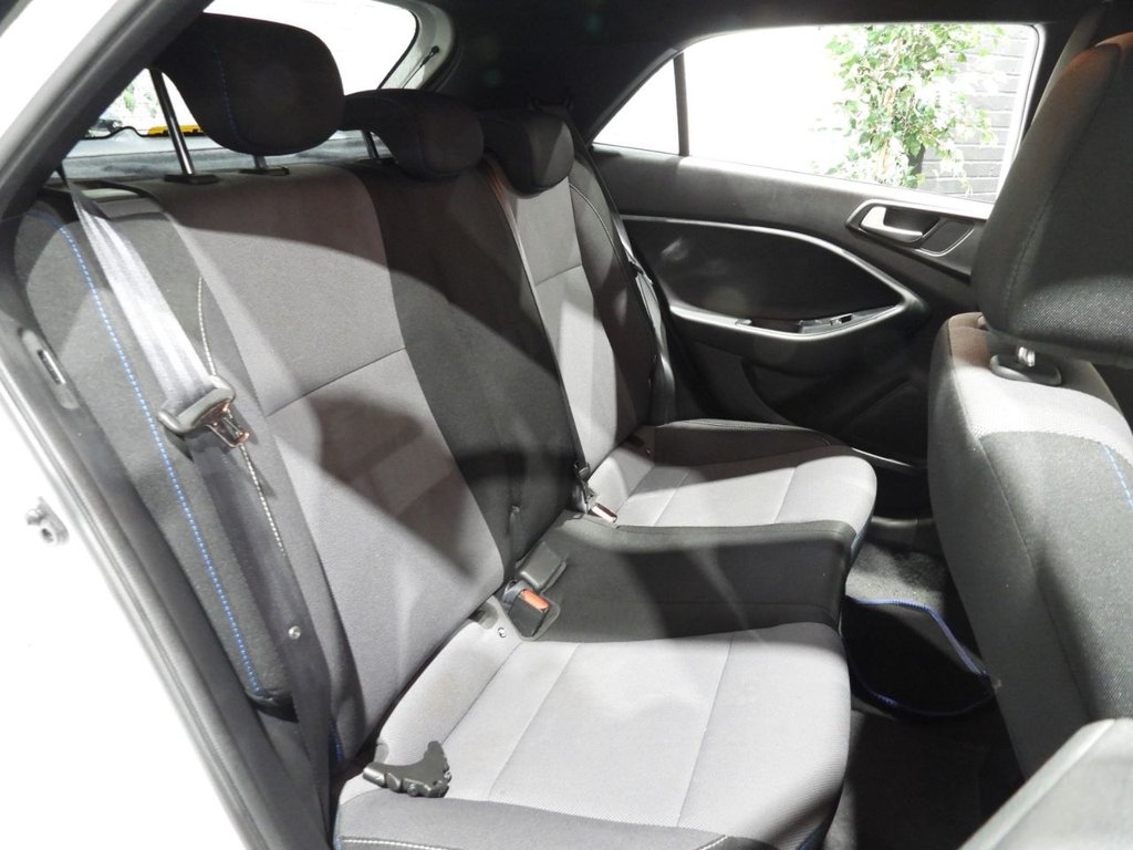 Used Hyundai i20 2016 for sale - 76439291: Photo 15