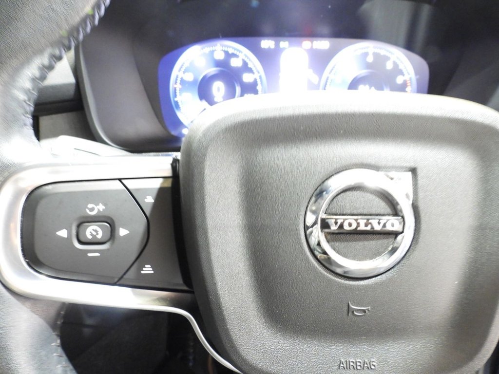 Used Volvo XC40 2021 for sale - 77967214: Photo 8