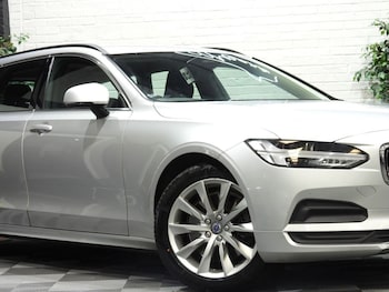 Used Volvo V90 2022 for sale - 76840802: Photo