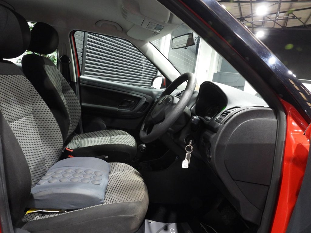 Used Skoda Fabia 2010 for sale - 76434466: Photo 31