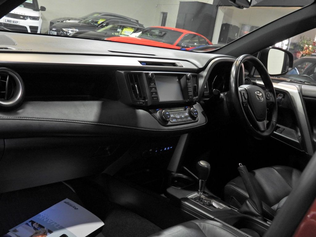 Used Toyota RAV4 2017 for sale - 77507977: Photo 16