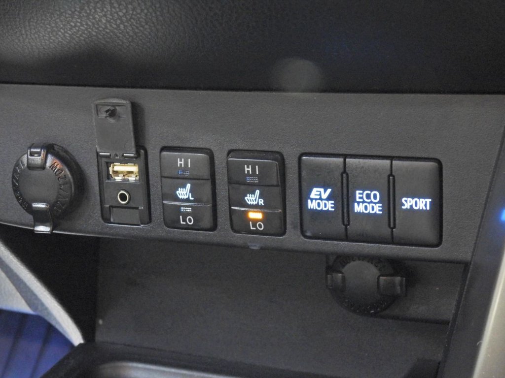 Used Toyota RAV4 2017 for sale - 77507977: Photo 29