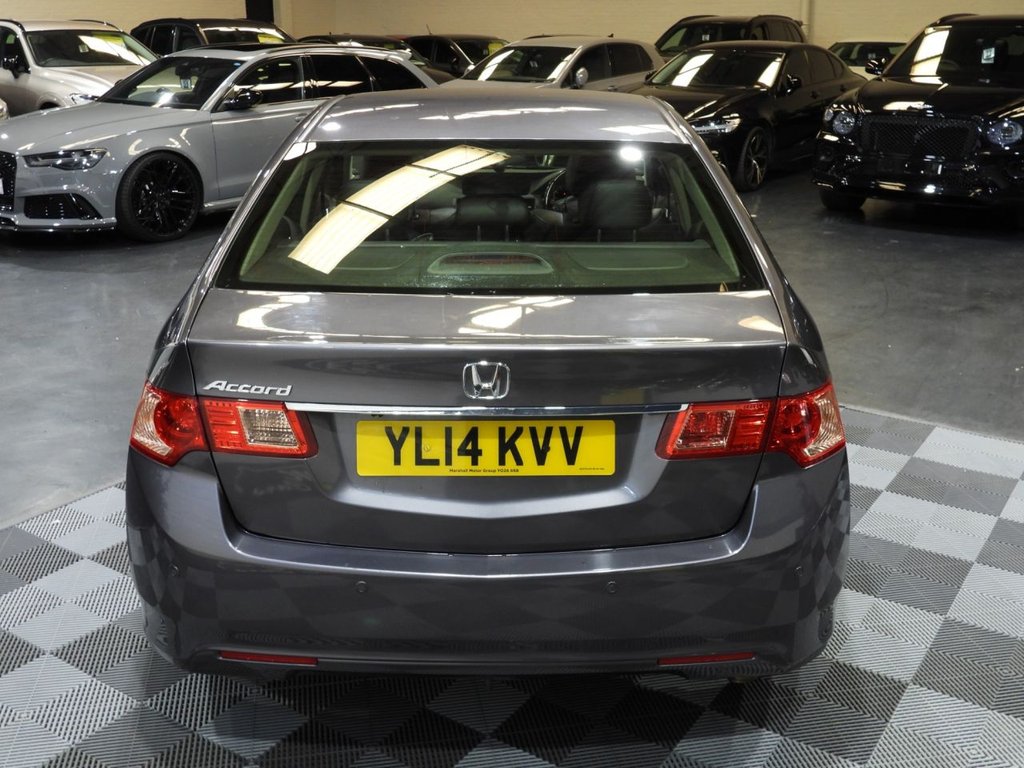 Used Honda Accord 2014 for sale - 76080880: Photo 11