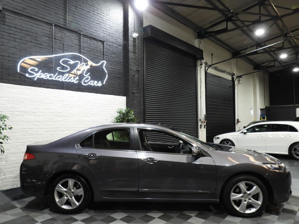 Used Honda Accord 2014 for sale - 76080880: Photo 13