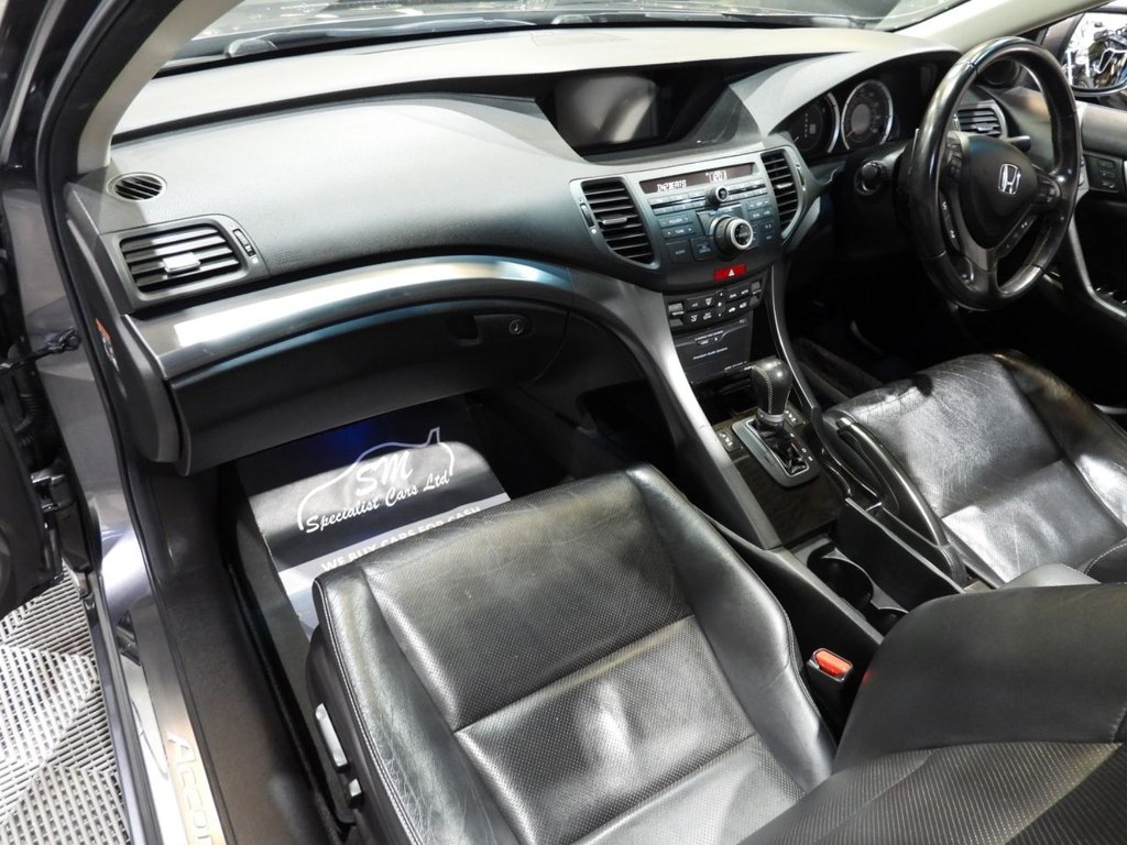 Used Honda Accord 2014 for sale - 76080880: Photo 19