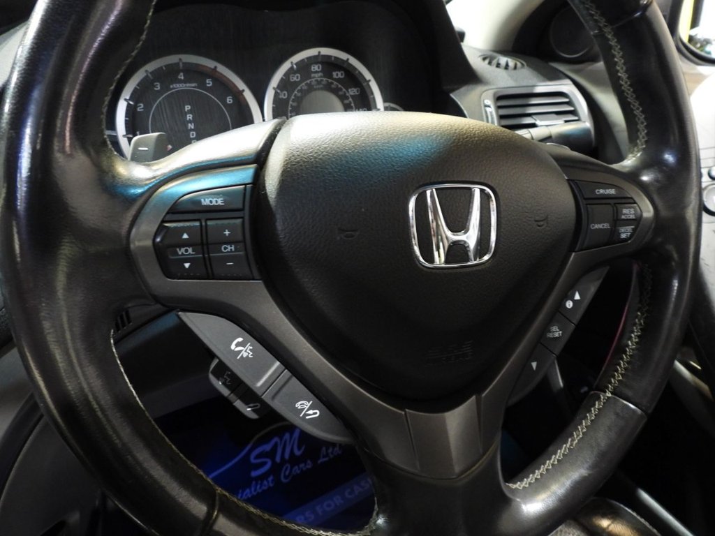 Used Honda Accord 2014 for sale - 76080880: Photo 36