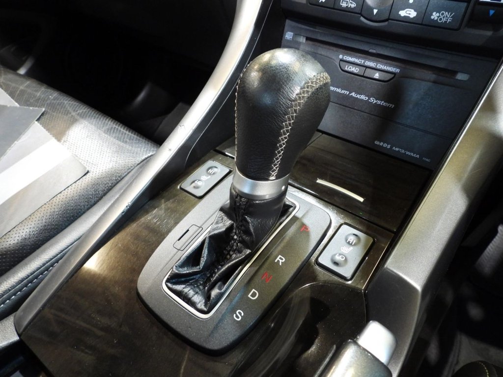 Used Honda Accord 2014 for sale - 76080880: Photo 38