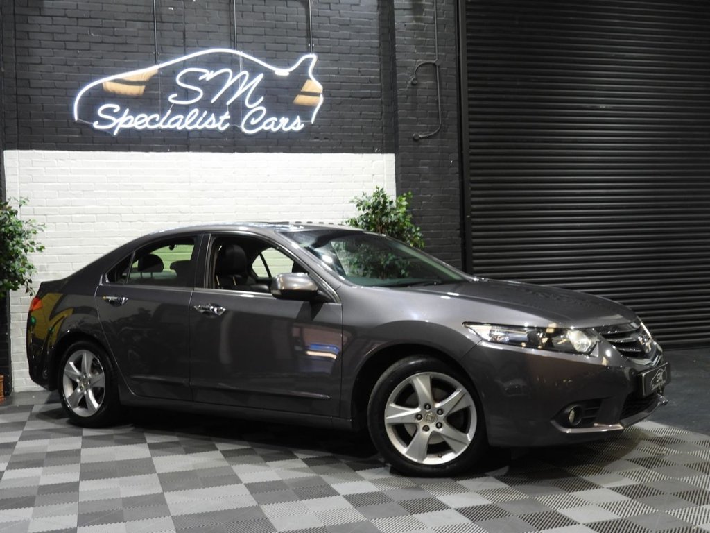 Used Honda Accord 2014 for sale - 76080880: Photo 6